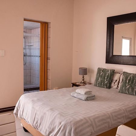 Emerald Bed&Breakfast Windhoek Exteriör bild