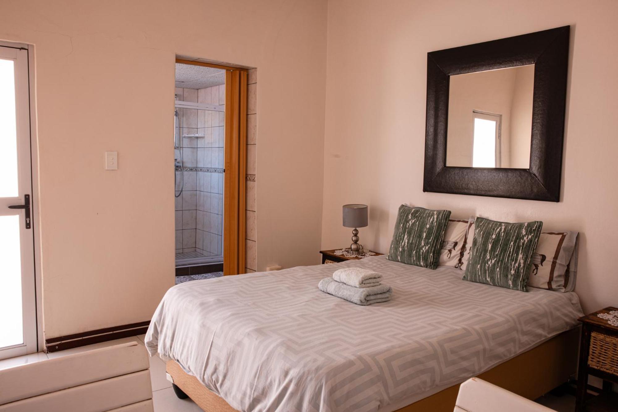 Emerald Bed&Breakfast Windhoek Exteriör bild