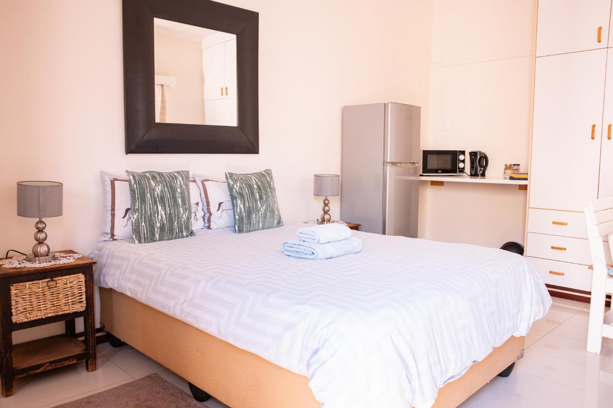 Emerald Bed&Breakfast Windhoek Exteriör bild